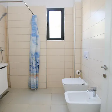 Aysel 1 Lungomare Apartament