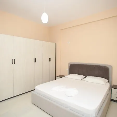 Aysel 1 Lungomare Apartament *