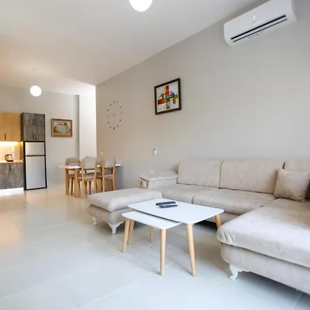 Aysel 1 Lungomare Vlore