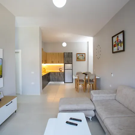 Aysel 1 Lungomare Apartment