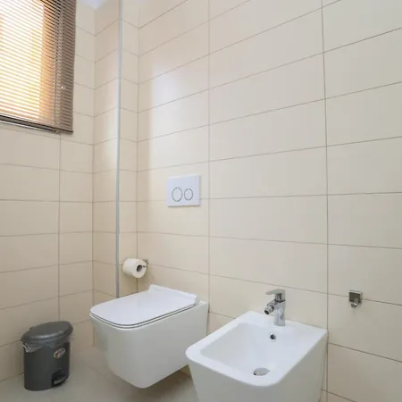 Aysel 1 Lungomare Apartament Wlora