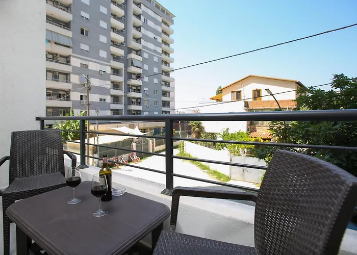 Aysel 1 Lungomare Vlorë