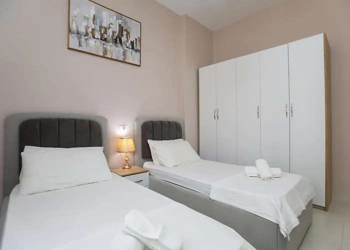 Aysel 1 Lungomare Apartment *