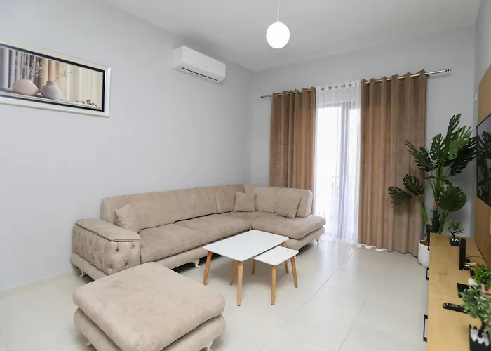 Aysel 1 Lungomare Apartment *